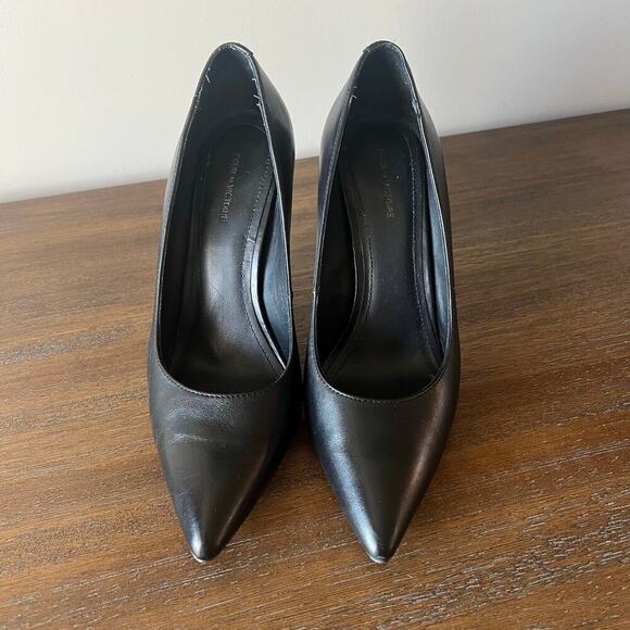 Pour La Victoire Woman’s Black Leather Bock Acrylic Heel Pumps- Size 8 - Picture 6 of 11